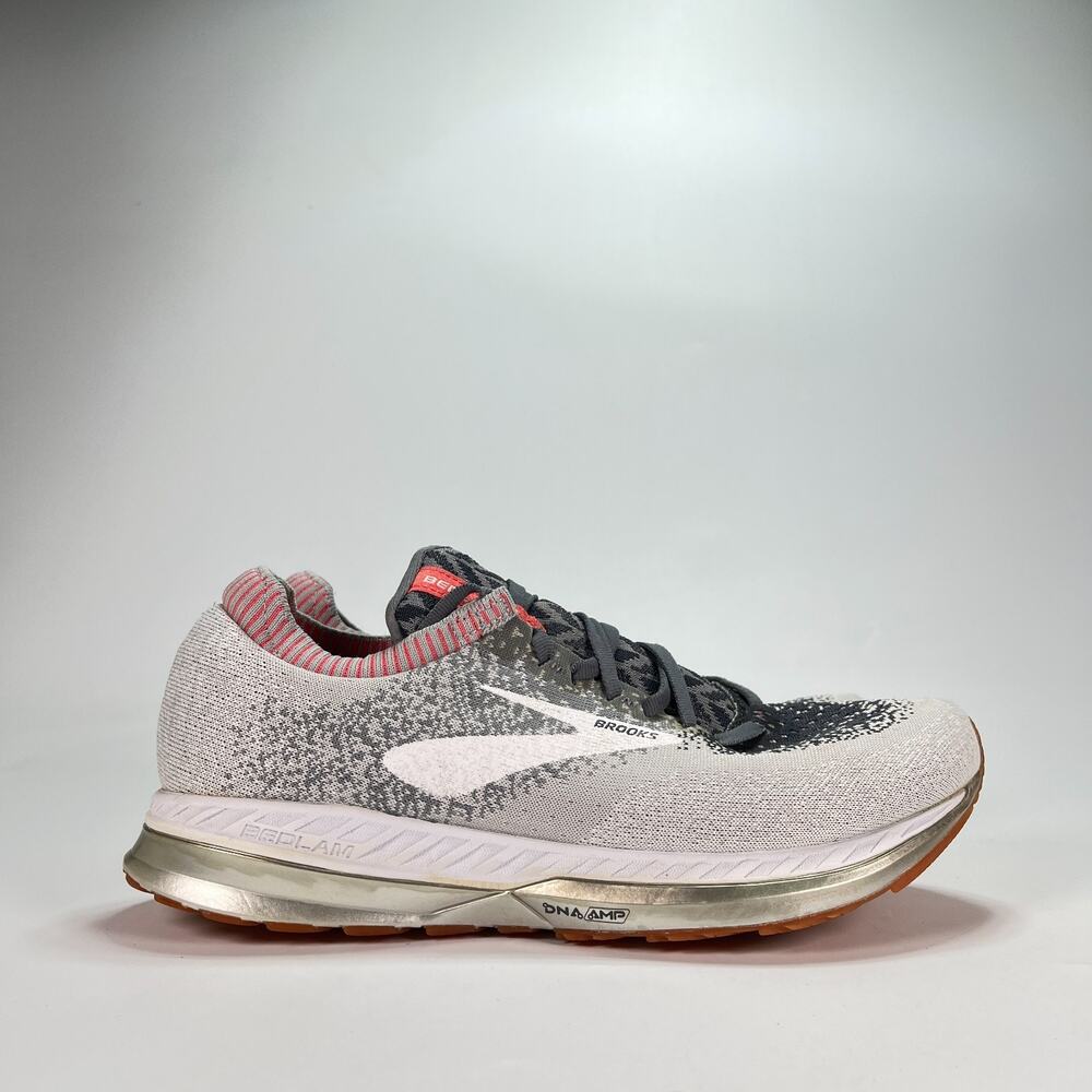 Brooks Bedlam Gray Coral White Lace Up Running Shoes 1202721B137 Women's Size 9